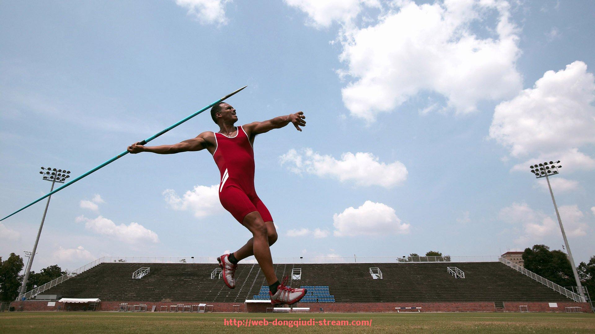 懂球帝直播-世俱杯防守漏洞集中区域球员分布与布阵调整分析